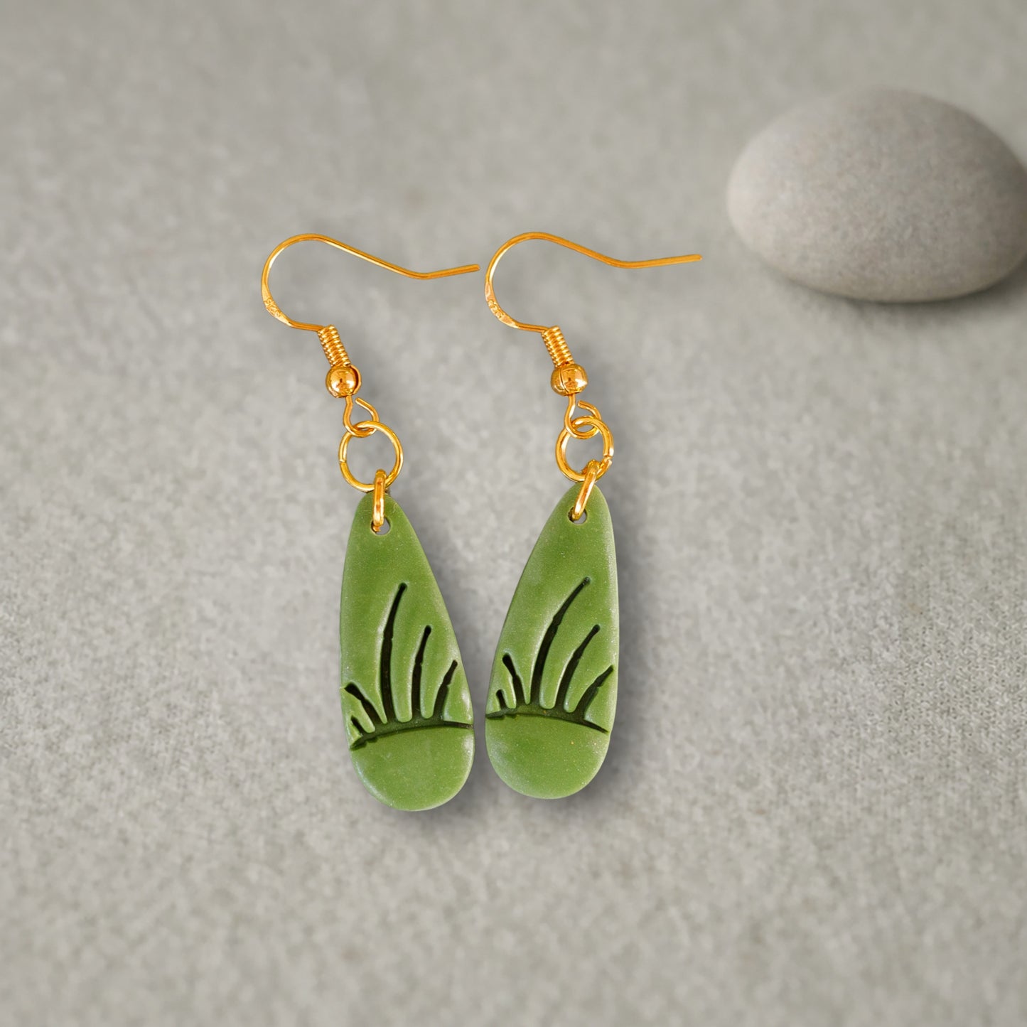 Áine Drop Earrings